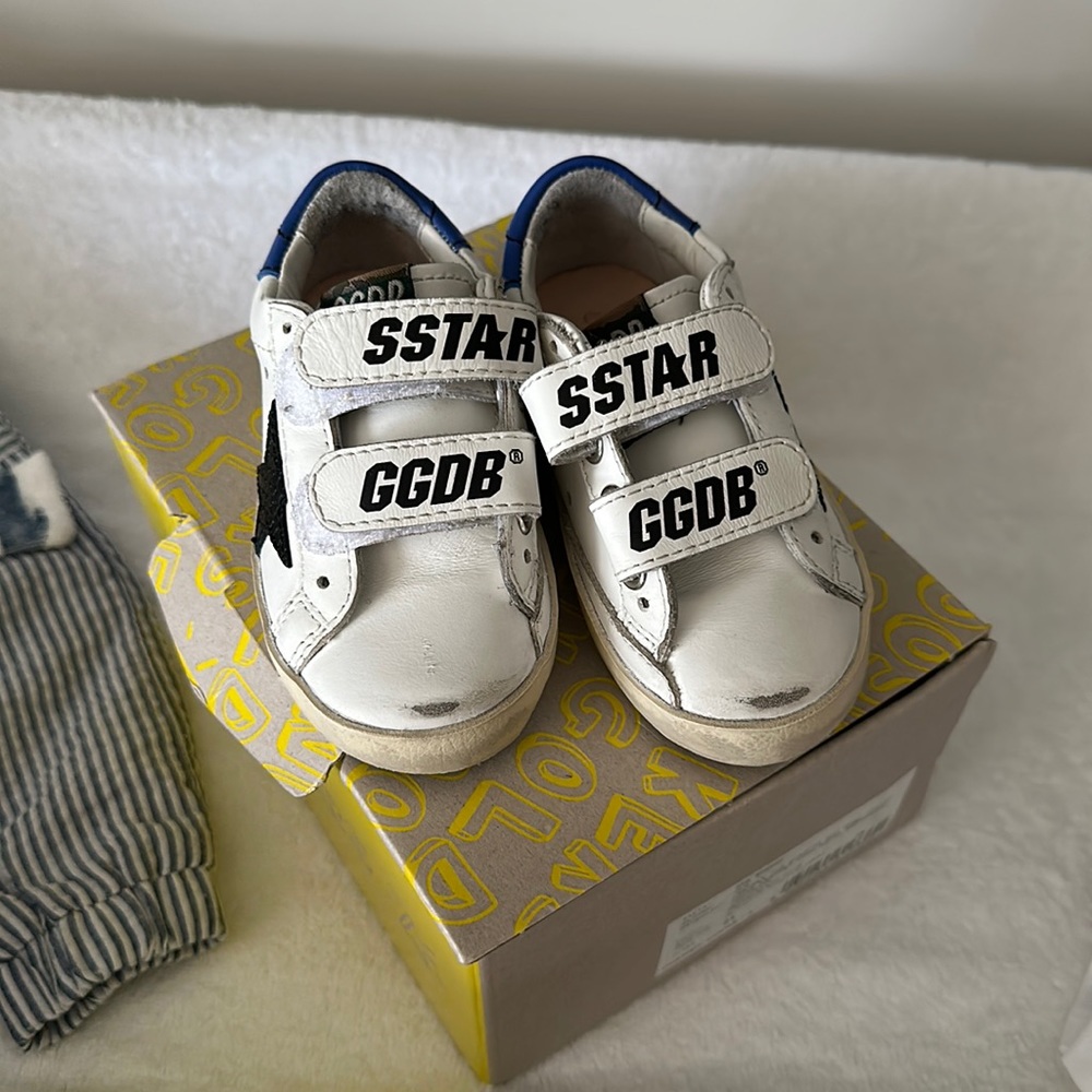Baby Golden Goose